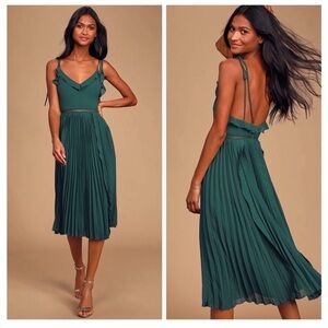 Lulus Never a Dull Moment emerald green tie-strap pleated midi dress XS